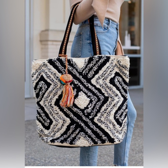 Panache Handbags - Panache Black and Cream with Grey Textured Geometric Tote Bag